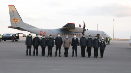 Нұр-Cұлтанға коронавируспен күресуге қытайлық дәрігерлер көмекке келді