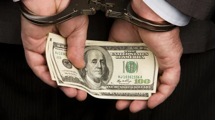 Елорда шенеуніктері жер учаскелерінің ревизиясына бөлінген 20 млн теңгені жымқырған