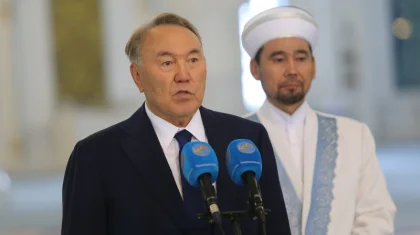 Елбасы қазақстандықтарды Ораза айт мерекесімен құттықтады