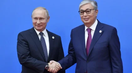 Тоқаев Путинді Ресей күнімен құттықтады