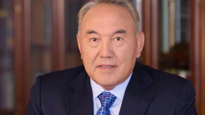 Нұрсұлтан Назарбаевта коронавирус симптомсыз өтіп жатыр – Айдос Үкібай