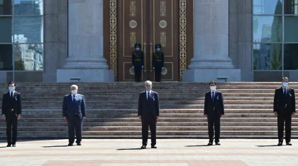 Президент пандемия құрбандарын үнсіз еске алу рәсіміне қатысты