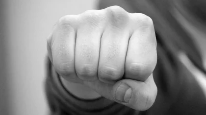 Павлодарда жастардың жантүршігерлік төбелесін тамашалаған достары да жауапкершілікке тартылады (ВИДЕО)