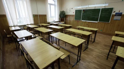 «Әкімдер уәдемен тойдырды»: Павлодардағы қыздар гимназиясы 27 жылдан бері ғимаратсыз күй кешіп келеді