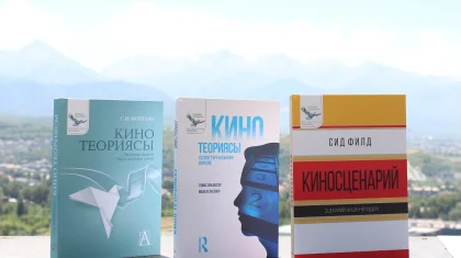 «Қазақ тіліндегі 100 жаңа оқулық» жобасы аясында тағы 30 кітаптың тұсауы кесілді