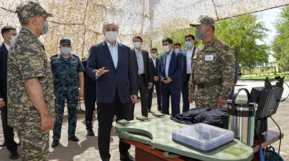 «Мұндай жарылысқа енді ешқашан жол бермеуіміз керек»: Тоқаев Арысқа барды