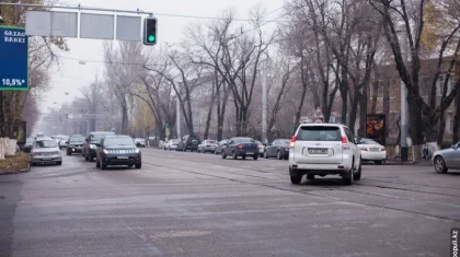 Алматыдағы Қонаев көшесі 4 жолақты болады