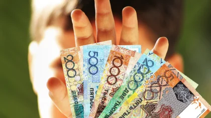 Елордада бір жарым жылға жуық алимент төлемеген әке 1,5 млн теңге берешегін қолма-қол төледі