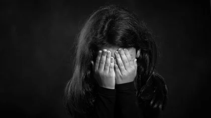 Алматыдағы сауда орталығында кішкентай қыздарға азғындық жасаған педофил сотталды