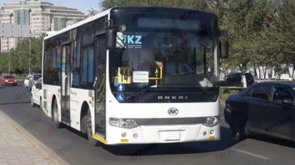 Атырауда автобус жаяу жүргіншіні қағып кетті