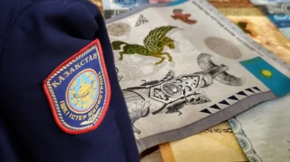 Алматыда ірі көлемде пара алған полицей сотталды
