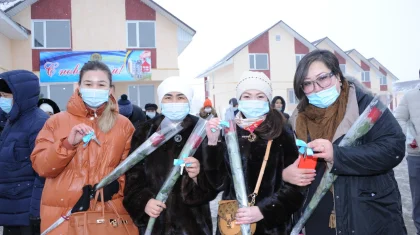 «Тәуелсіздікке тарту»: Талдықорғанда 120 коттедж үлестірілді