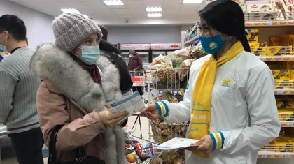 Көкшетауда Nur Otan өкілдері тұрғындармен кездесіп, партияның сайлауалды бағдарламасымен таныстырды