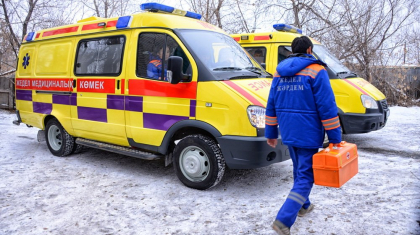 Екібастұзда қолы үсіп қалған 1 жасар бала ауруханаға жеткізілді