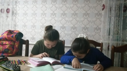 Жамбыл облысында бүтін бір ауылдың оқушылары онлайн сабақты интернетсіз оқып жүр