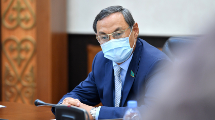 Қазақстандағы өсімдік вирусын талдайтын зертханалар артта қалған – Сенат депутаты