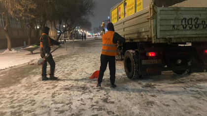 Алматыда қар толастамай жауып жатыр