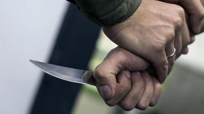 Ақмолада мүгедек адамды пышақтап, үйін өртеп жіберген күдікті ұсталды
