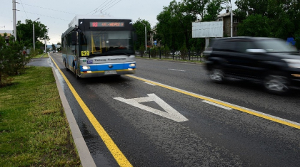 Қазақстанда автобус жолағымен басқа көліктердің жүруіне рұқсат етіледі