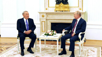 Айдос Үкібай Назарбаев пен Путиннің не туралы сөйлескенін толық айтып берді