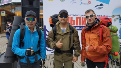 Алматылықтар астана күніне орай Нұрсұлтан шыңын бағындырды