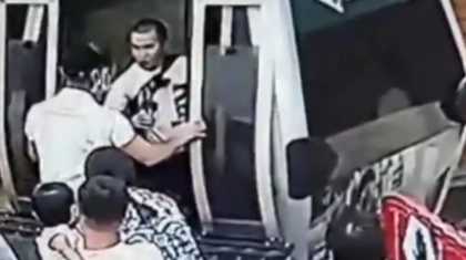 Шымбұлақта қызметкерді ұрған турист іздестіріліп жатыр