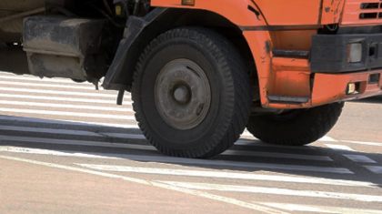 Ақтөбеде жүк көлігінің жүргізушісі жаяу жүргіншіні қағып мерт қылды