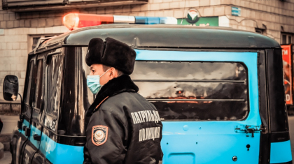 Екібастұзда ірі көлемде есірткі сатып алған әйел бас бостандығынан айырылды