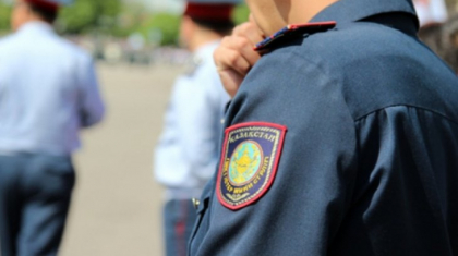 Өскеменде суицид жасамақ болып өз денесін пышақпен тілгілеп тастаған азамат қолға түсті