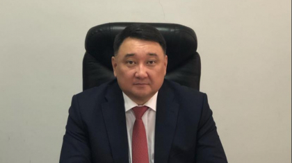 Петропавлда мас күйде аялдамада ұйықтап қалған шенеунік қызметінен босатылды