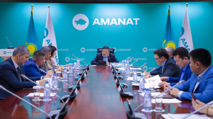 «AMANAT» партиясының Саяси тұғырнамасын жаңғырту жөніндегі жұмыс тобының отырысы өтті