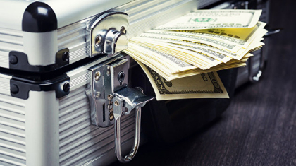 Қазақстаннан 100 млрд долларға жуық қаржы заңсыз шығарылған – министр