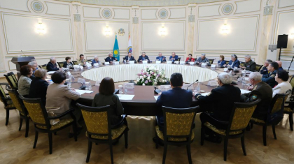Алматыда мамыр мерекесіне орай 15 мың адамға қаржылай көмек көрсетіледі
