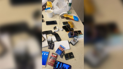 Алматыда түрлі банк атынан хабарласып, алаяқтықпен айналысып жүргендер ұсталды