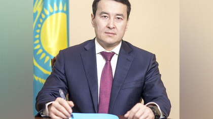 Әлихан Смайылов қазақстандықтарды Отан қорғаушы күнімен құттықтады