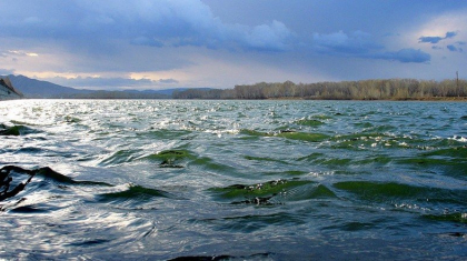 Ертіс өзенінен әйел адамның денесі табылды