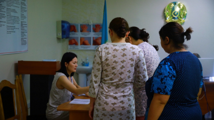 Өскеменде референдумға жас аналар мен жүкті әйелдер де қатысты