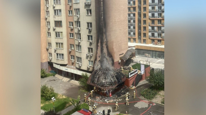 Алматыда тұрғын үй кешені аумағынан өрт шықты