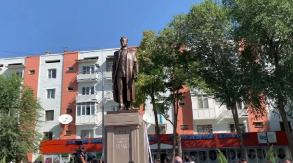 Таразда Дінмұхамед Қонаевқа арналған ескерткіш ашылды