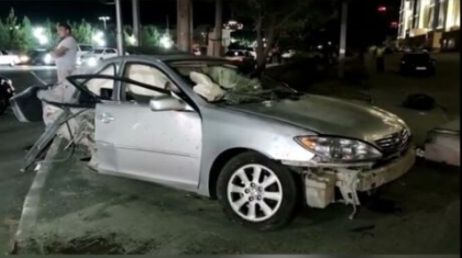 Үш бала зардап шекті: Шымкентте жол апатынан әйел адам қаза тапты