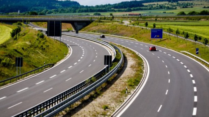 2025 жылға дейін жергілікті жолдардың кемінде 95 пайызын жақсарту жөнінде тапсырма бердім – Президент