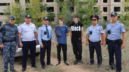 Қостанайда жасөспірімдер қараусыз ғимарат ішінен шыға алмай қалған