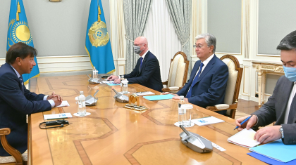 Қауіпсіздік, еңбекақы төлеу: Тоқаев «АрселорМиттал» басшысына өзекті проблемаларды шешуді тапсырды