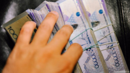 Ақтөбеде алаяққа алданған әйел 6 млн теңгесінен айырылды