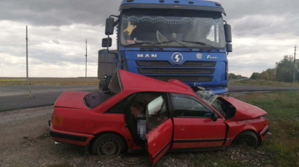 СҚО-да жеңіл көлік пен КамАЗ соқтығысып, екі адам көз жұмды