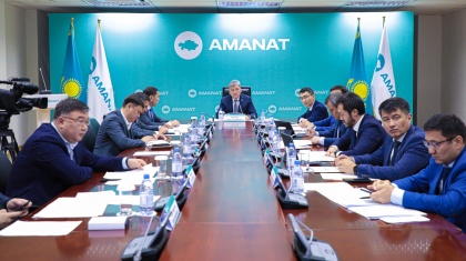 Көлік пен логистиканы дамыту мәселесі «AMANAT» партиясының басты назарында