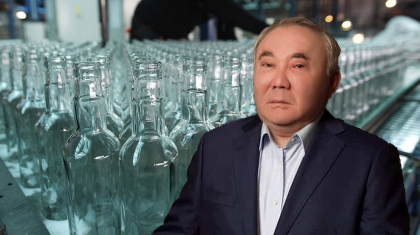 Болат Назарбаев кәсіпкермен соттасып, 500 мың теңге өтемақы алатын болды