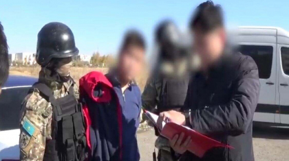 Астанада такси жүргізушісі есірткі сатумен айналысқан