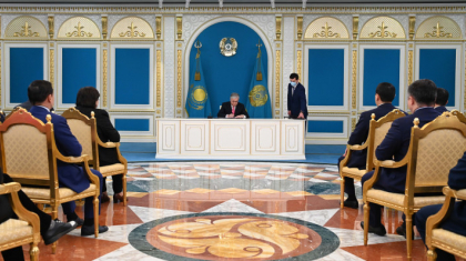 Мемлекет басшысы алты заңға жария түрде қол қойды
