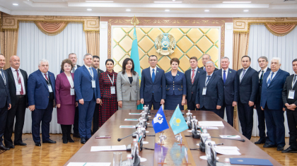 Мәулен Әшімбаев ТМД ПАА байқаушыларымен кездесті
